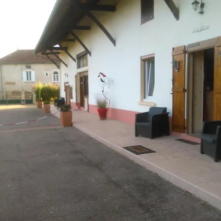 La Sylreine Bed & Breakfast