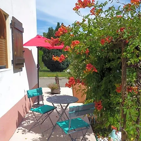 La Sylreine Bed & Breakfast