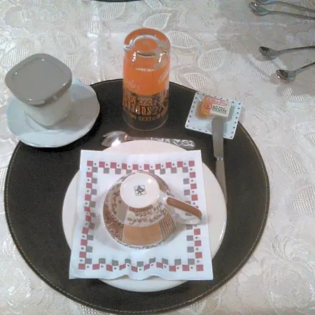 La Sylreine Bed & Breakfast