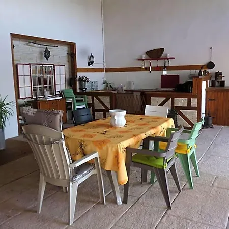 La Sylreine Bed & Breakfast 3*